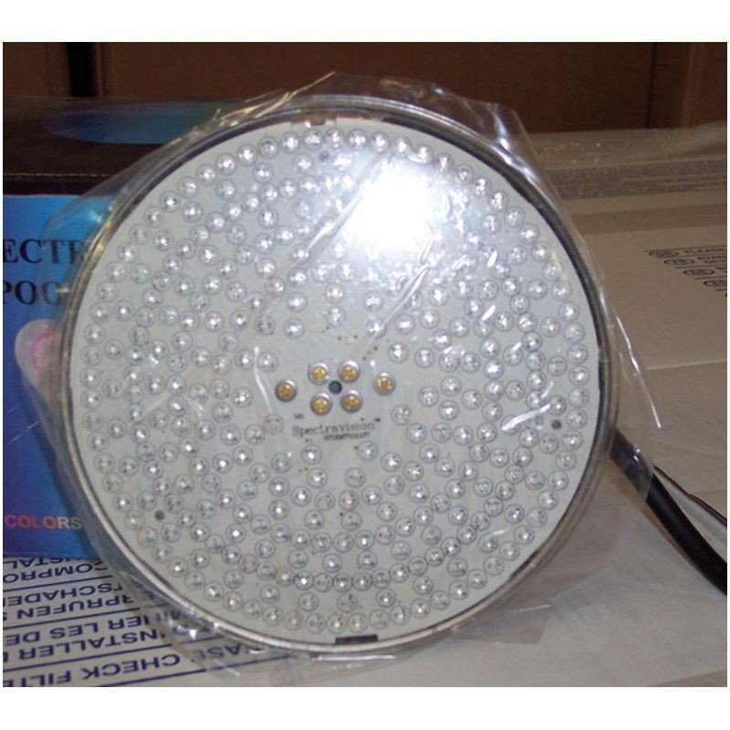 [0024] Projecteur RGB extra-plat 400 leds