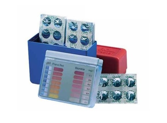[1721] Testeur d'analyse pastilles chlore/ph